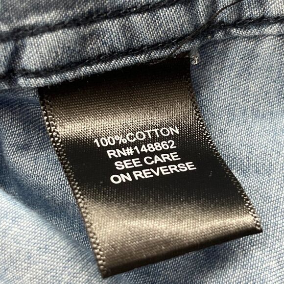 Torrid Top Chambray Taylor Medium Wash Denim Button-Down Shirt Sz 2X - Picture 10 of 13